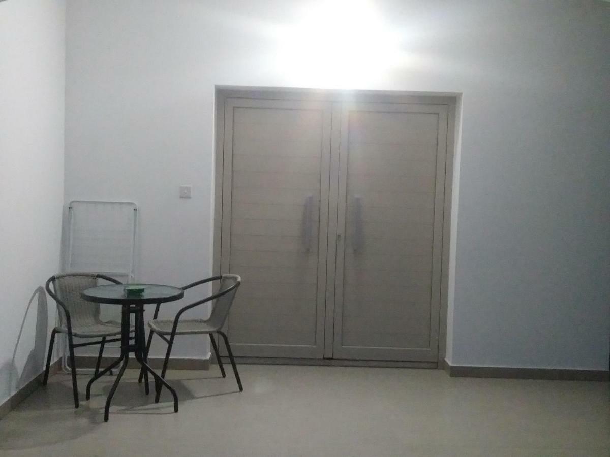 Apartment Palm Tree Apts Argaka